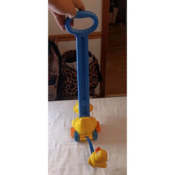 Vintage 1998 Walk 'n Waddle Duck w/ Baby Duckling Push Toy w/ Sound Fisher-Price - Picture 4 of 7